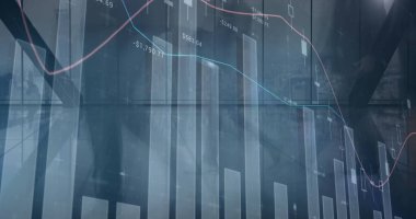 Modern ofiste yürüyen çeşitli iş adamlarının finansal veri işleme görüntüsü. küresel iş, finans, bağlantılar ve dijital arayüz konsepti dijital olarak oluşturulmuş görüntü.