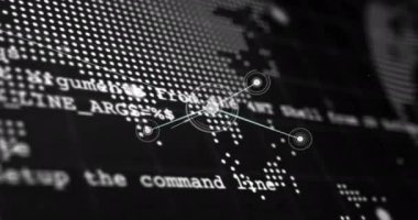 Ağ üzerinde veri işleme animasyonu ve siyah arkaplan üzerinde piksel küre. Veri, dijital arayüz, bağlantı, işleme ve küresel iletişim, dijital olarak oluşturulmuş video.