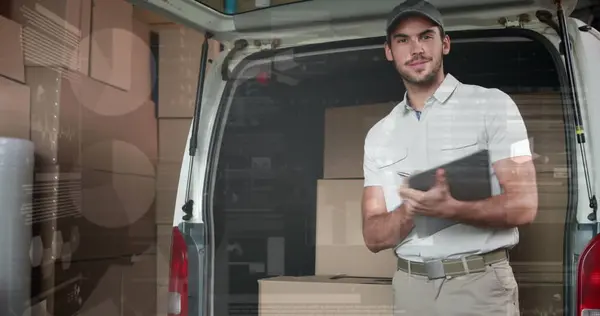 Obrázek Zpracování Dat Přes Man Packing Boxy Auta Globální Koncepce — Stock fotografie