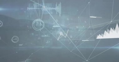 Diyagramlar ve veri işleme üzerine ortam simgelerinin canlandırılması. Küresel iş ve dijital arayüz kavramı dijital olarak oluşturulmuş video.