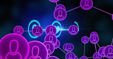 Veri işleme ve karanlık arka planda insanlarla olan bağlantıların animasyonu. Dijital olarak oluşturulmuş küresel bağlantılar, hesaplama ve veri işleme kavramı.