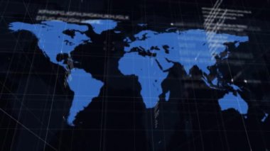 Dünya haritasında kara zemin üzerinde veri işleme animasyonu. Küresel teknoloji, bilgisayar ve dijital arayüz kavramı dijital olarak oluşturulmuş video.
