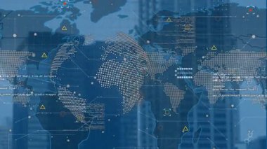 Veri işleme, dünya haritası ve yüksek binaların etrafında dönme. Küresel ağ ve iş teknolojisi kavramı