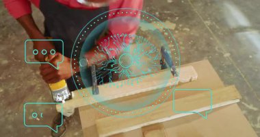 Tahta işçisi yapboza başlıyor ve testere talaşını uçurmak için animasyon kesme hattı boyunca yol gösteriyor. Zanaatkar, atölye, elektrikli aletler, marangozluk, marangozluk, sanayi, zanaat