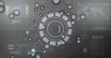 Gelecekçi HUD arayüzü gri ızgara üzerinde segmentli halka kavislerini sunuyor, düğümler ve dünya haritasıyla. Teknoloji, arayüz, veri görselleştirme, siber güvenlik, analitik, dijital tasarım, yenilik