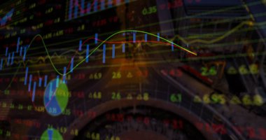 Bulanık ticaret zemininde yüzen mali veriler gösteriliyor, şamdan çubukları yer alıyor. Borsa, finans, veri görselleştirme, yatırım, analitik, teknoloji, iş