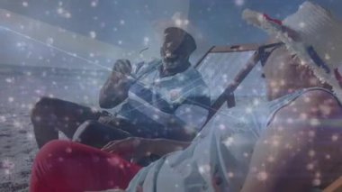 Mutlu kıdemli erkek ve kadınların tatillerde yaptıkları bağlantıların animasyonu. Aile, ilişki, birlikte kaliteli zaman geçirme konsepti dijital olarak oluşturulmuş video.