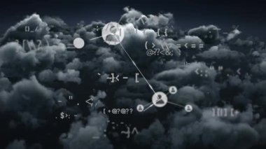 Gökyüzü ve bulutlar arasındaki bağlantı ağıyla veri işleme animasyonu. Dijital olarak oluşturulmuş küresel bağlantılar, bilgisayar ve dijital arayüz kavramı.