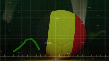Yeşil çizgi grafiği dönen futbol topu, tekme atan top, tırmanan ve dengelenen. Dijital, analitik, dinamik, performans, görselleştirme, spor, teknoloji