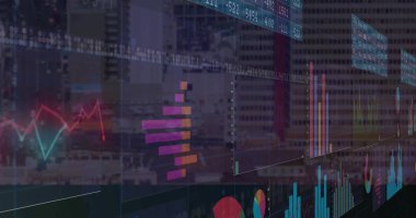 Şehrin ufuk çizgisinde çizgi grafikleri, bar çizelgeleri, turta segmentleri, saatler ve masalar gösteriliyor. Finansal analizler, veri görselleştirmesi, kentsel çevre, modern tasarım, iş zekası, dijital panel, profesyonel