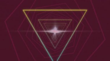 Siyah arkaplanda hareket eden şekillerin animasyonu. soyut arkaplan ve dijital arayüz kavramı dijital olarak oluşturulmuş video.