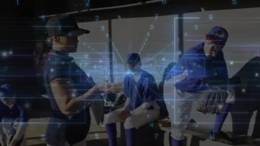 Kadın antrenör beysbol kulübesine giriyor ve teknik sistemde koçluk yapması için oyuncuya top teklif ediyor. Atletik, takım çalışması, akıl hocalığı, teknoloji, eğitim, motivasyon, canlı