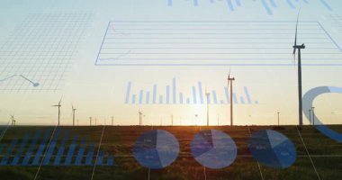 Rüzgar türbinleri üzerinde finansal veri işleme animasyonu. küresel çevre, sürdürülebilirlik ve finans kavramı dijital olarak oluşturulmuş video.