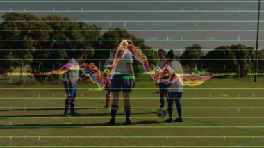 Sports training right player tap ball to center aktive ızgara örtüsü, takım ayarlama duruşu. Sporcular, işbirliği, atletizm, açık hava, fitness, yenilik, takım çalışması