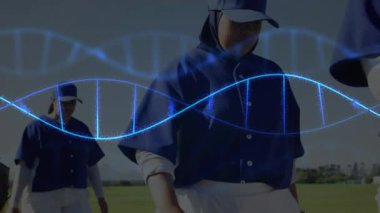 Beyzbol oyuncusu karede yürüyor. Göğüs hizasında yuvarlanan sarmal eldiveni ayarlıyor. Atletizm, takım çalışması, spor giyim, atletizm, rekabet, dayanıklılık, canlılık