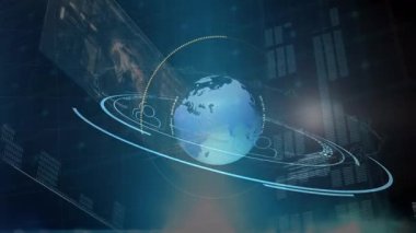 Karanlık arka planda tarama kapsamı üzerinde veri işleme ve küre animasyonu. küresel bağlantı, teknoloji, veri işleme ve dijital arayüz kavramı dijital olarak oluşturulmuş video.
