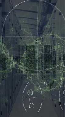 Bilgisayar sunucuları üzerinde DNA ipliği ve beyin animasyonu. Küresel finans, iş, bağlantılar, hesaplama ve veri işleme kavramı dijital olarak oluşturulmuş video.