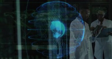 Veri halkası, verileri analiz eden stil gösteren şeffaf ekran bilimcileri üzerinde teknoloji küresi oluşturuyor. Teknoloji, yenilik, araştırma, görselleştirme, dijital, bilim, veri