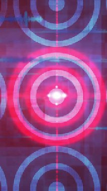 Verileri kaplayan dijital dalga biçimleriyle parlayan kırmızı hedef desenlerinin animasyonu. Gelecek, teknoloji, soyut, hareket, grafikler, sanal