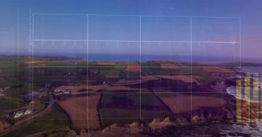 Kıyı tarım arazilerinin hava manzarası açılıyor, ekin verimliliğini göstermek için demirler yükselirken şebeke çöküyor. Tarım, kırsal, analitik, veri görselleştirme, manzara, yenilik, doğal