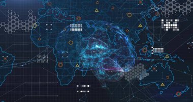 UI 'da dünya haritası, büyü kümeleri, ikonlar, veri çubukları ve çizgileriyle neon-mavi beyin ağı yansıtılıyor. Teknoloji, bağlantı, yenilik, dijital, analitik, fütürizm, siber güvenlik