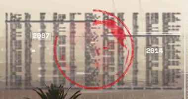 Rıhtımda açılıyor, kırmızı küre soluyor, dönüyor, yılları ve metni güncelliyor, zaman çizelgesini gösteriyor. Küresel, veri görselleştirme, zaman çizelgesi, gelecekçilik, teknoloji, kentsel, animasyon