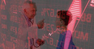 Muayene odasında, beyaz önlüklü, steteskopla göğüs röntgeni çeken bir doktor. Tıbbi, sağlık, analiz, teşhis, profesyonel, pediatrik, yatırım