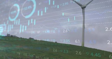 Çimenli yamaçtaki dijital çizelgelerin arasında dönen uzun rüzgar türbini gösteriliyor, kopyalama uzayı. Yenilenebilir enerji, çevresel sürdürülebilirlik, veri görselleştirme, fütüristik, çevre dostu, temiz teknoloji, çok yönlü