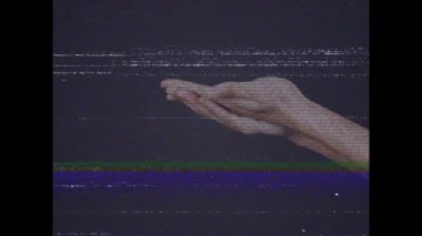 Statik aksaklık, el kaymasına, dönen ampulün parlamasına ve içgörü sembolü olarak yanıp sönmesine neden olur. Soyut, teknoloji, dijital, yenilik, fütürist, nöral, siber