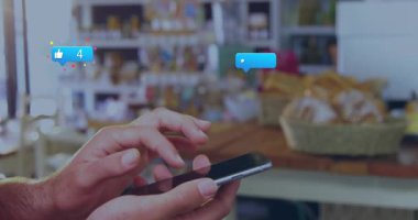 Boş baloncuklar ortaya çıkıyor. Dinleme ve çalma. Telefonun etrafında çoğalan ikonlar büyümeyi gösteriyor. Dijital bağlantı, sosyal medya, etkileşim, ağ oluşturma, tüketici davranışı, günlük çalışma alanı, kırsal tasarım