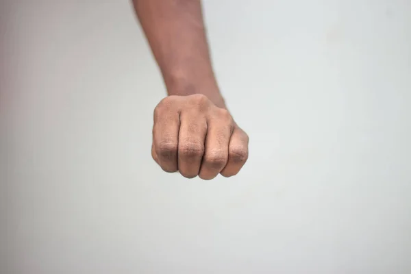 Seser Símbolo Papel Pedra Masculino Mostrando Mão Sinal Pedra Isolado — Fotografia de Stock