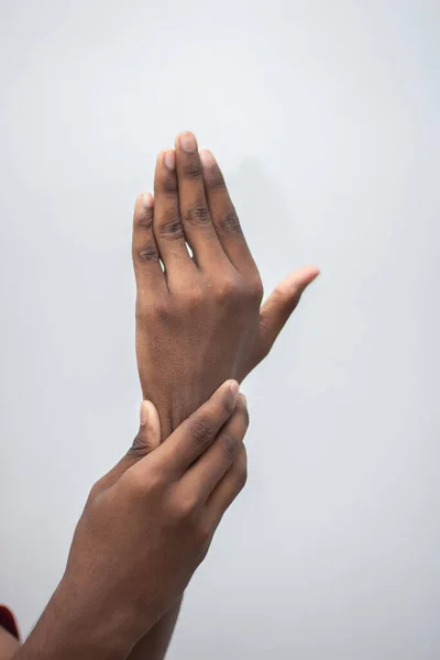 Linguagem Sinal Símbolo Mão Masculino Mostrando Sinal Mão Isolado Fundo — Fotografia de Stock