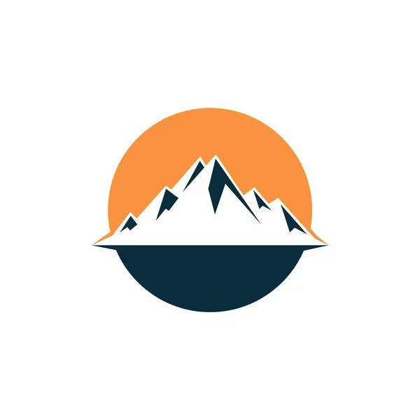 Вектор Горного Логотипа Дизайн Снежных Гор — стоковый вектор