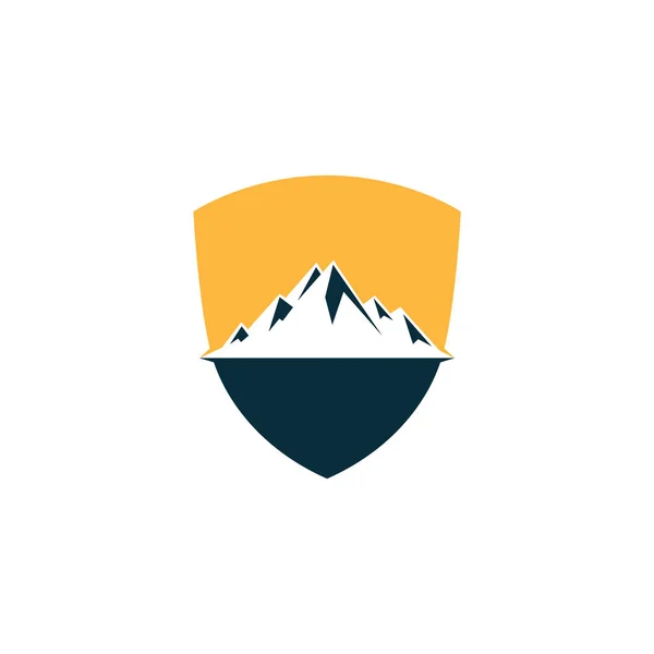 Векторные Иллюстрации Логотипа Shield Mountain — стоковый вектор