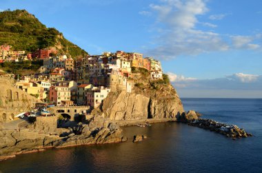 Manarola 'da Günbatımının Panoramik Görünümü (Panorama) (İtalya))