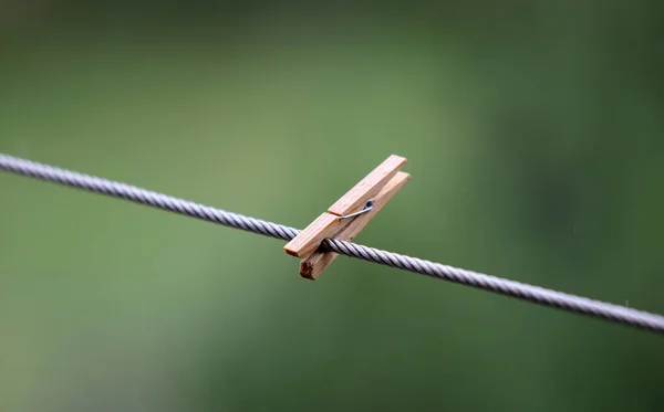 Une Pince Linge Sur Corde Après Pluie Lituanie Nid — Photo