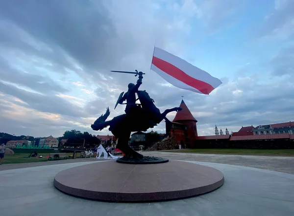 Solidarności Ludnością Białorusi Obok Zamku Kownie Pomnika Witisa Pomocą Latawca — Zdjęcie stockowe