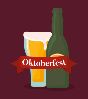 Oktoberfest bira şişesi etiketle