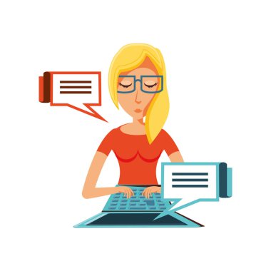 laptop ve konuşma kabarcıklar kadınla