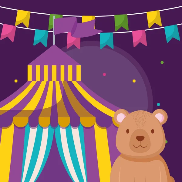 Tienda de circo con osito de peluche — Vector de stock