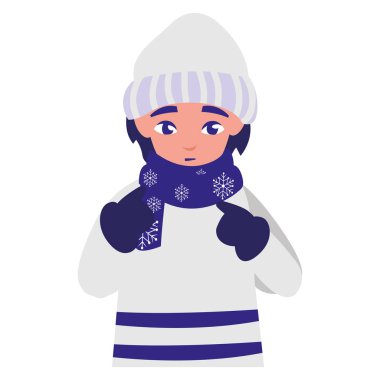 kış giysileri ile şirin küçük çocuk