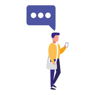 Akıllı telefonu olan genç bir adam.