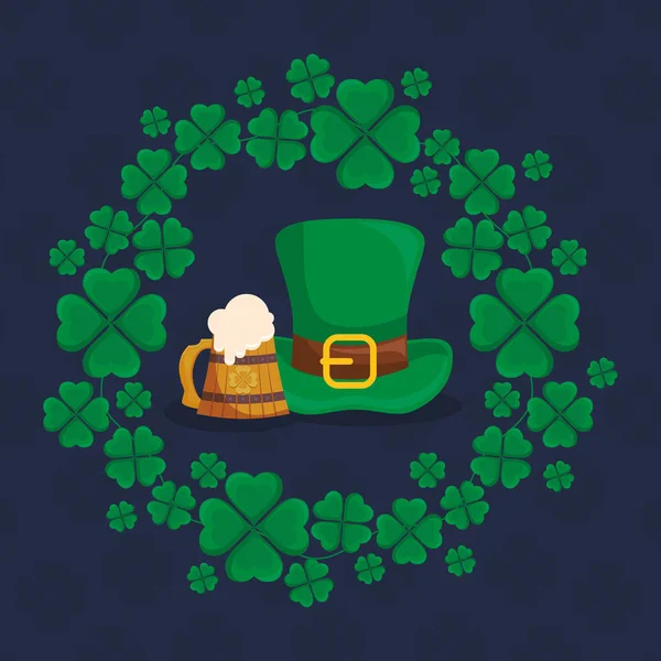 啤酒木罐, 三叶草和爱尔兰帽子 — 图库矢量图片