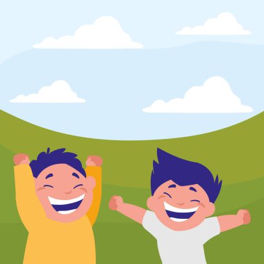 Kampta kutluyor mutlu şişman çocuklar