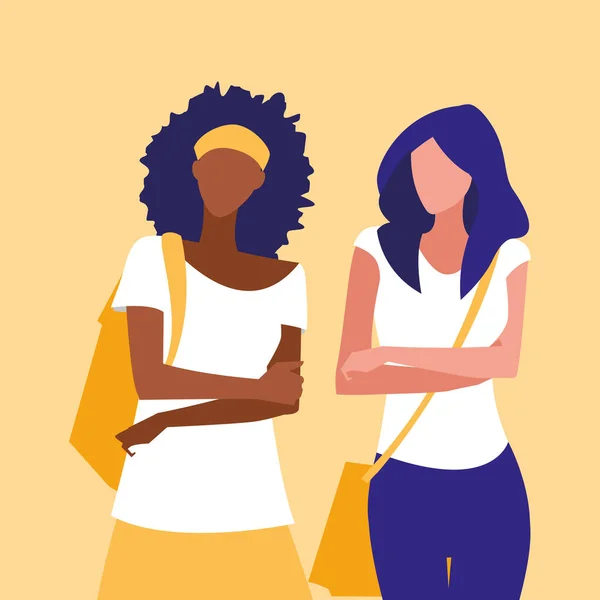 Hermosa interracial niñas pareja modelado con bolso — Vector de stock