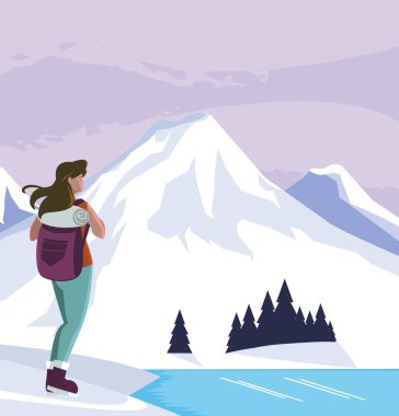 seyahat çantası çimen ile maceracı adam