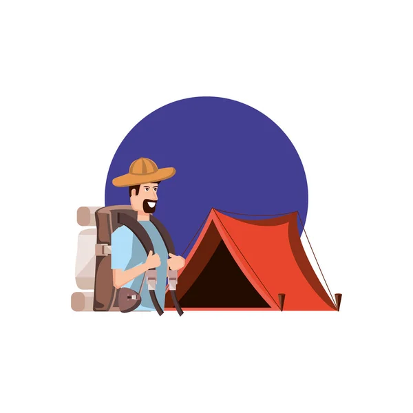 Viajero hombre con bolsa de viaje y tienda de campaña camping — Vector de stock