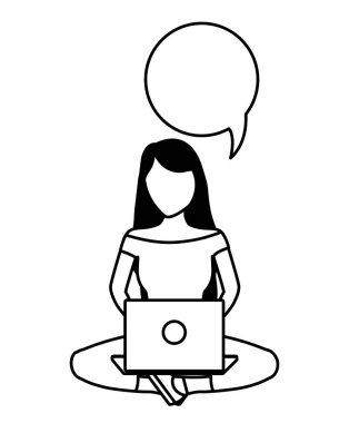 dizüstü bilgisayar ve konuşma balonu ile oturan kadın