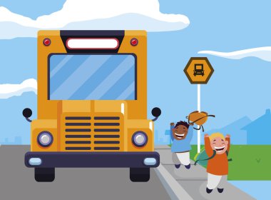 mutlu Interracial çocuk otobüs durağı