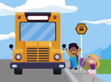 mutlu küçük Interracial okul çocukları otobüs durağı